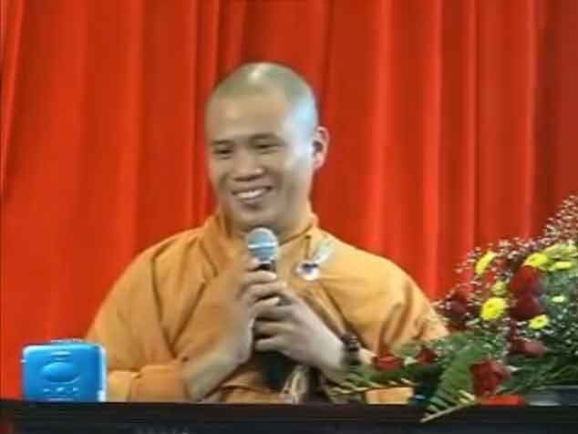 Lạy Phật để chuyển nghiệp lực