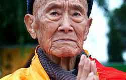 Hòa Thượng Hải Hiền tự tại vãng sanh (112 tuổi)