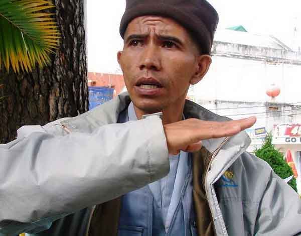 Một tu sĩ Việt giống tổng thống Obama đến kỳ lạ 14 obama va nguyen duc van