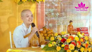 Không buồn không trách không than